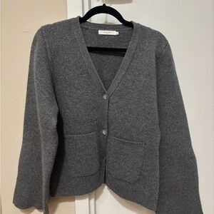 Almina Concept Elegant Gray V-Neck Cardigan